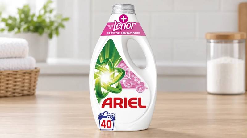 Detergente líquido Ariel Frescor Sensaciones para 40 lavados