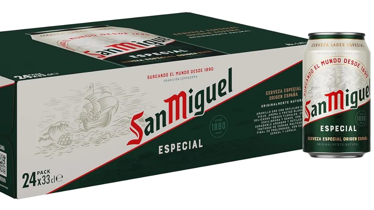 Caja del pack de 24 latas de cerveza San Miguel Especial de 330 ml, con «24 PACK x 33cl»